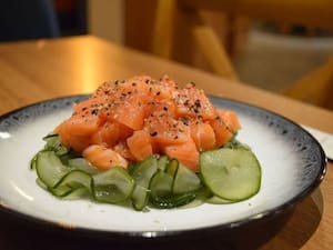 Sunomono com Salmão